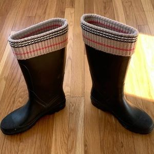 Burberry Rain Boots Size 8.5 / 40